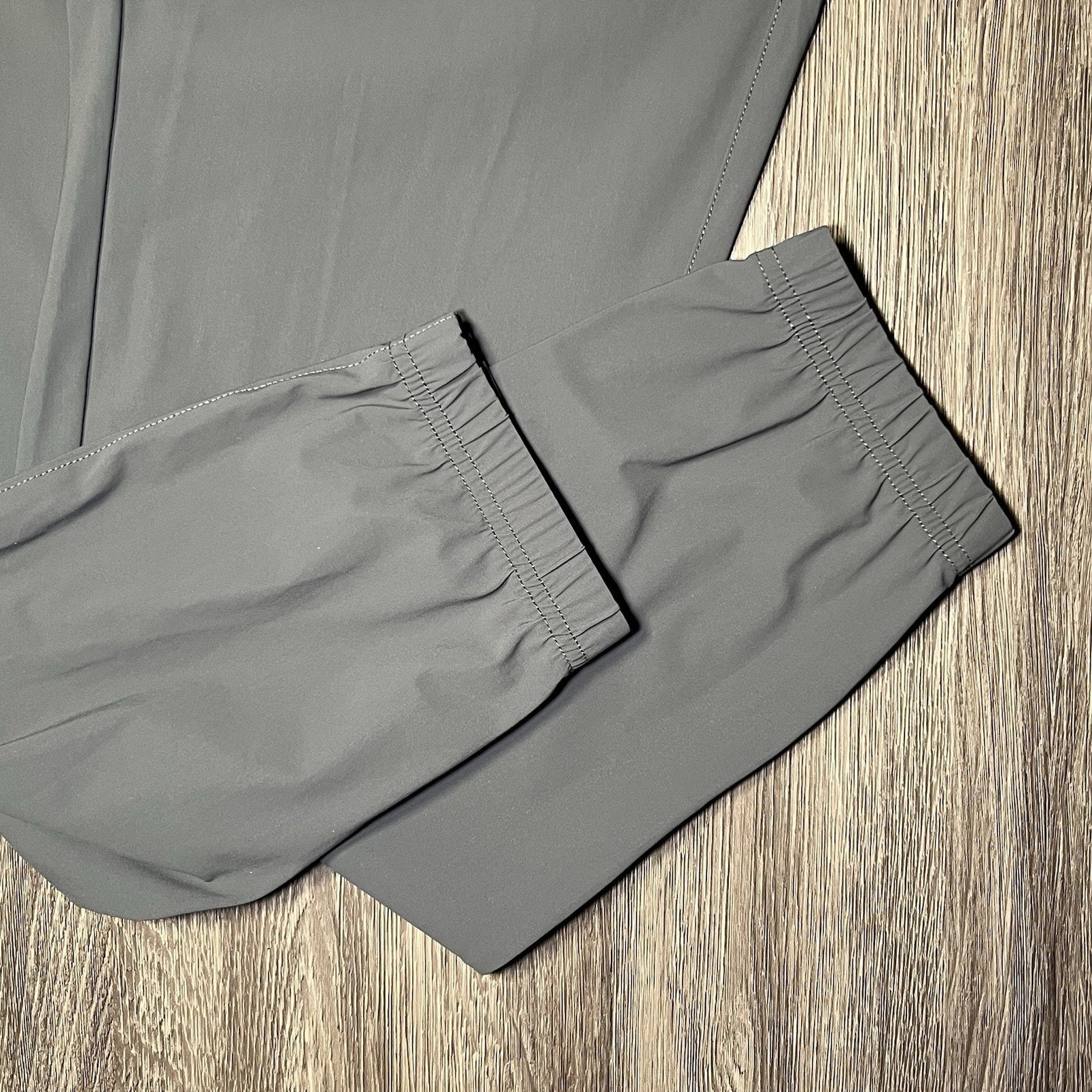 Unrl In-Flex Jogger Iii Men's Medium Graphite Gray Stretch Performance Euc — image 7 of 8